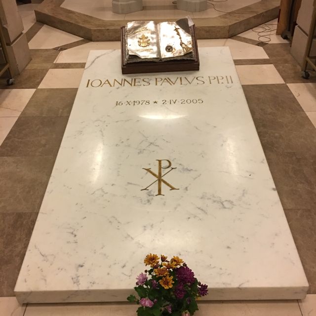 From Krakow: In the Footsteps of John Paul II - What the guide adds to the day