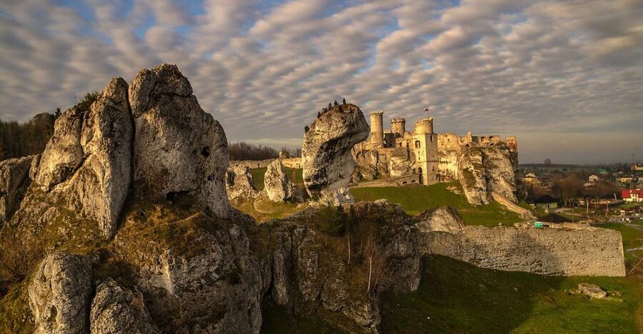 From Krakow: Ojców National Park & Ogrodzieniec Castle Tour - Is $125 a fair price?