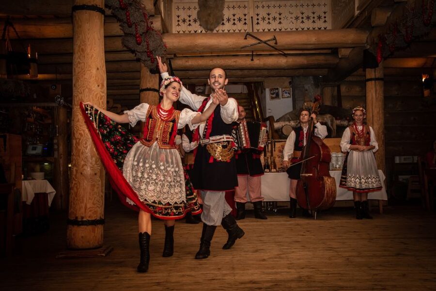 From Krakow: Polish Folk Show with All-You-Can-Eat Dinner - Who will enjoy this evening most