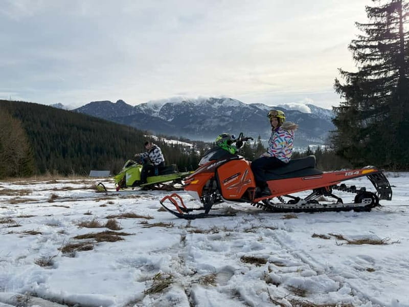 From Krakow: Snowmobile, Zakopane & Chochołowskie Baths - Chochołów and Its Wooden Highlander Homes