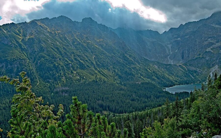 From Krakow: Tatra Mountains and Morskie Oko Hike - What to pack for Morskie Oko