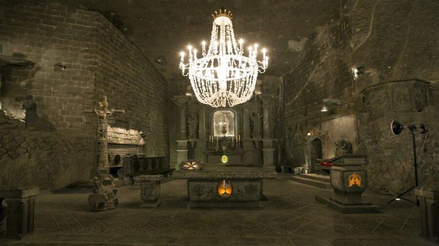 From Krakow: Wieliczka Salt Mine Guided Tour & Transfer - What the four-hour schedule really includes