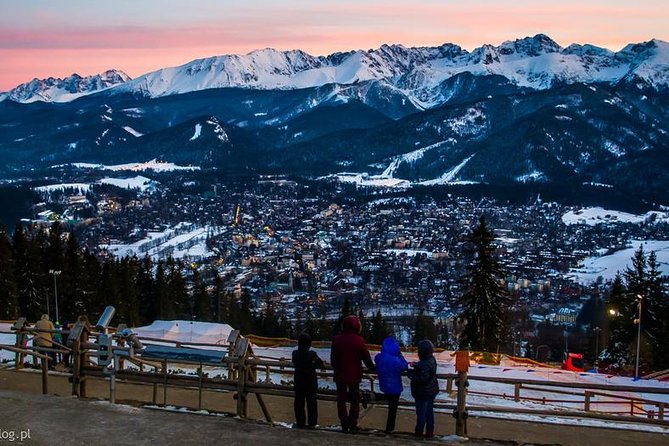 From Krakow: Zakopane Tour, Hot Springs, Cable Car, Local Tasting - Chocholow and its traditional wooden homes
