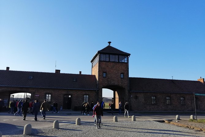 From Warsaw Auschwitz and Krakow one day tour by train with pick up and drop off - A serious day from Warsaw to Auschwitz