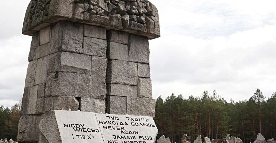 From Warsaw: Treblinka Camp 6-Hour Private Tour - Who should book this private tour?