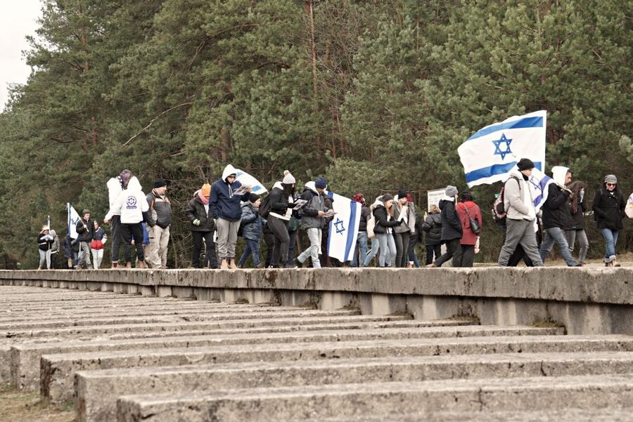 From Warsaw: Treblinka Camp 6-Hour Private Tour - Why Treblinka feels different from other camp memorials