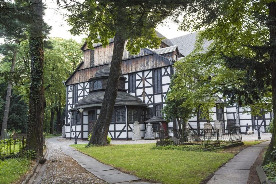 From Wrocław: Świdnica Church of Peace Private Tour - Why the self-guided format matters