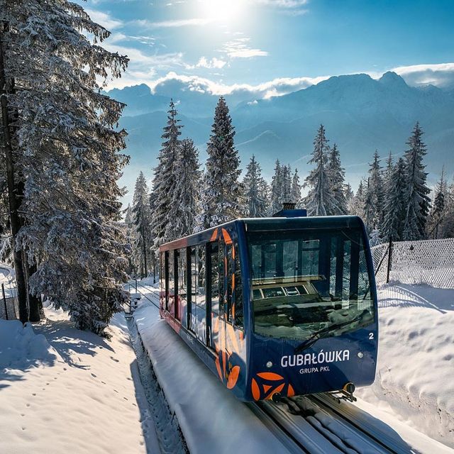 From Zakopane: Tatra Mountains with Hot Springs & Funicular - What a private guide changes