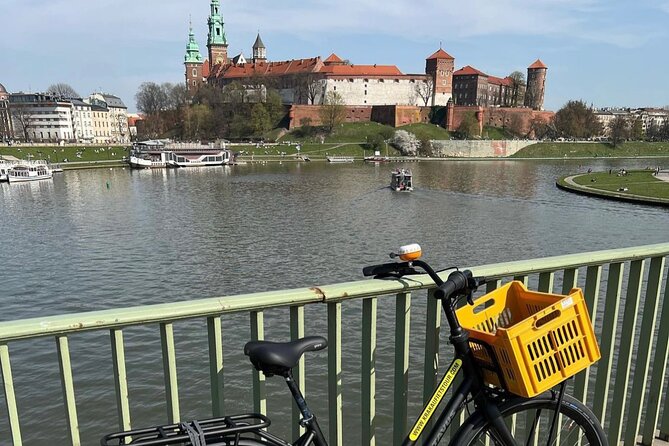 Full Bike Tour - the Old Town, Jewish Qtr & the Ghetto NEW BIKES - Wawel Dragon and the royal hill