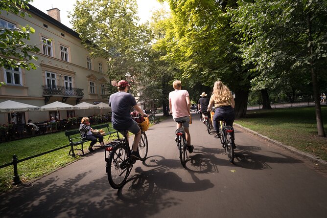 Full Bike Tour - the Old Town, Jewish Qtr & the Ghetto NEW BIKES - Kazimierz, the former Jewish district