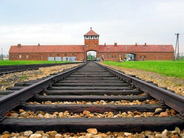 Full-Day Auschwitz and Birkenau Tour from Krakow with Private Transfer - Key points at a glance