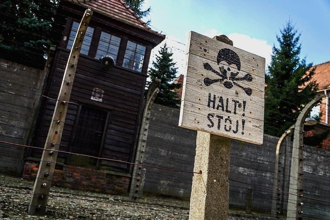 Full day tour to Auschwitz-Birkenau and Salt Mine with a local guide from Krakow - Auschwitz I: barracks, evidence, and a museum visit