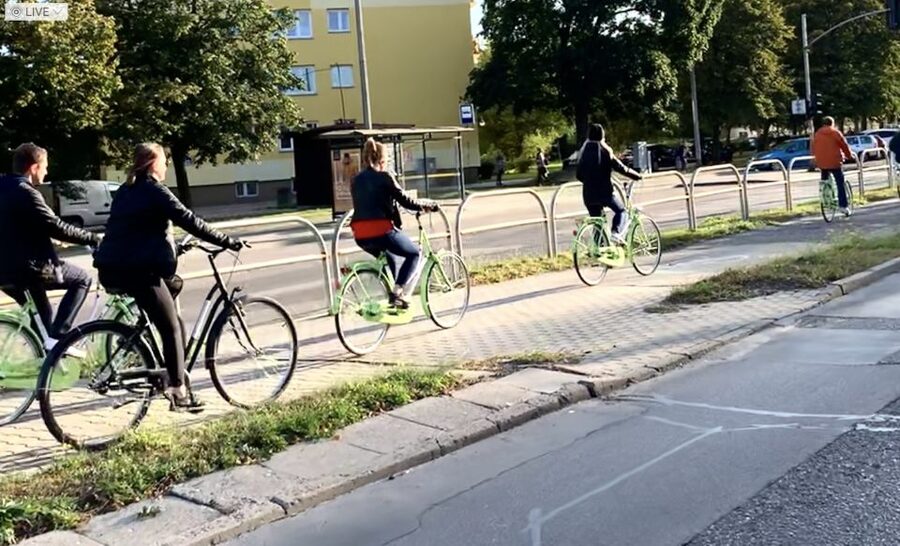 Gdansk: Basic Bike Tour - The shipyards and the fall of Communism