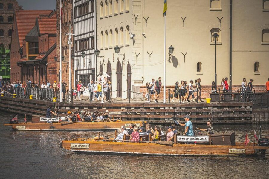 Gdansk: City Cruise on Historical Polish Boat - The guide makes or breaks the 70 minutes