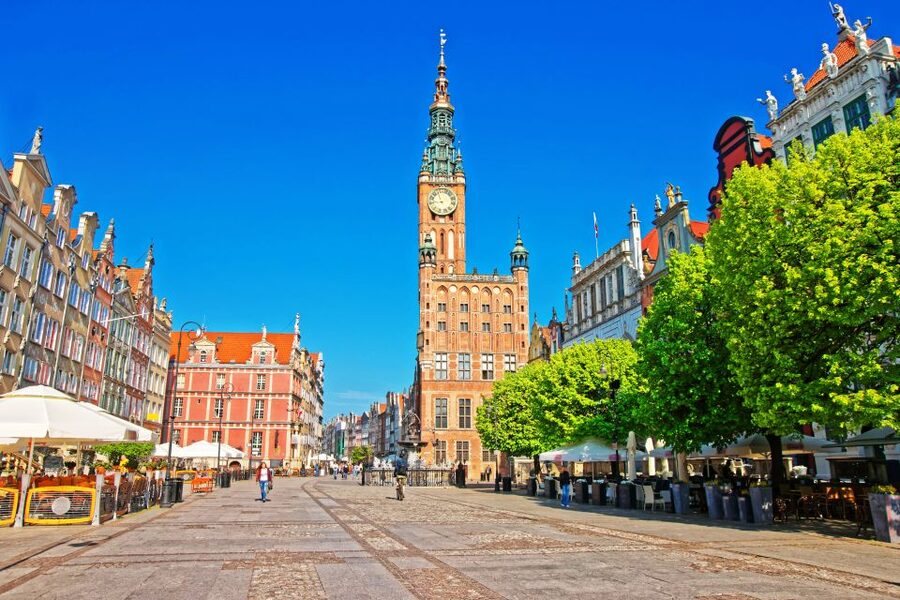 Gdansk: City Highlights Guided Private Bike Tour - Why a bike works so well in Gdansk