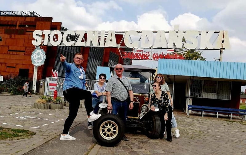 GDANSK City Tour by Golf Cart Live Guide & Sightseeing 90min - Reaching the old Hanseatic Port