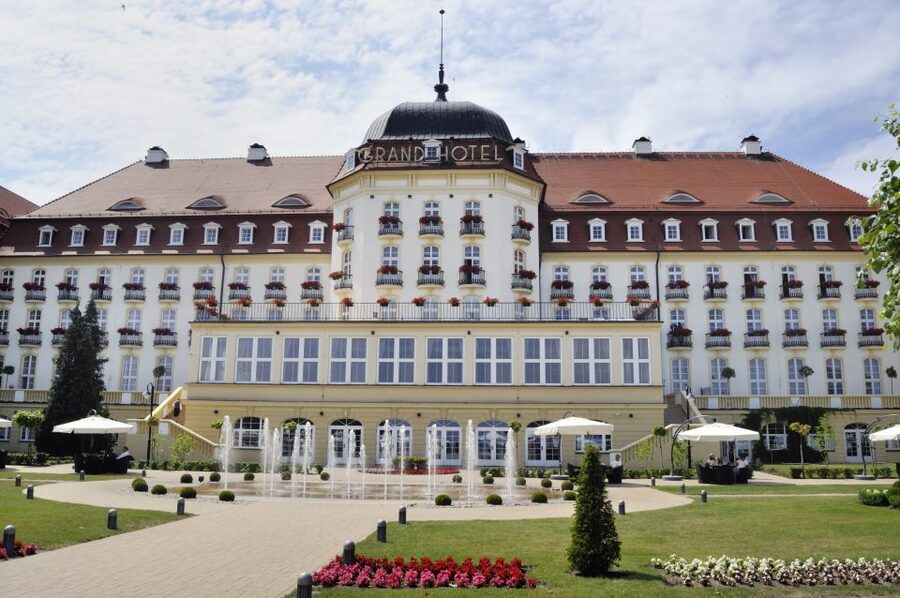 Gdansk: Gdansk, Sopot and Westerplatte Private Guided Tour - Who should book this experience?