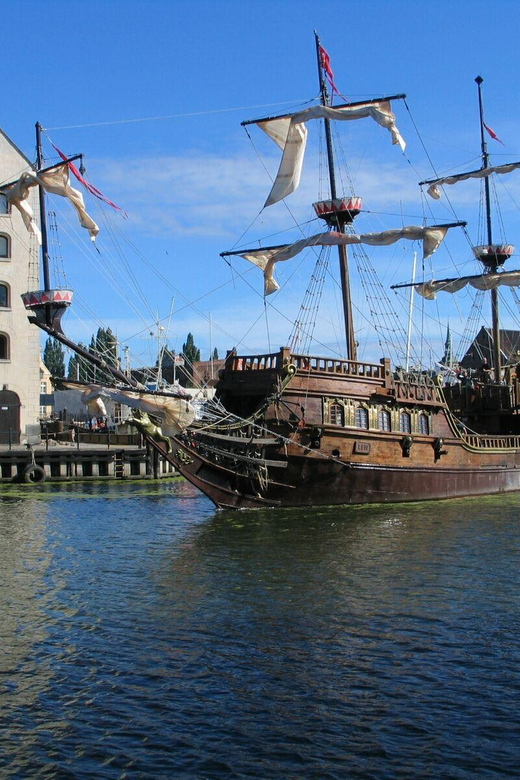 Gdansk: Guided Round-Trip Cruise to Westerplatte - Seats, sound, and weather