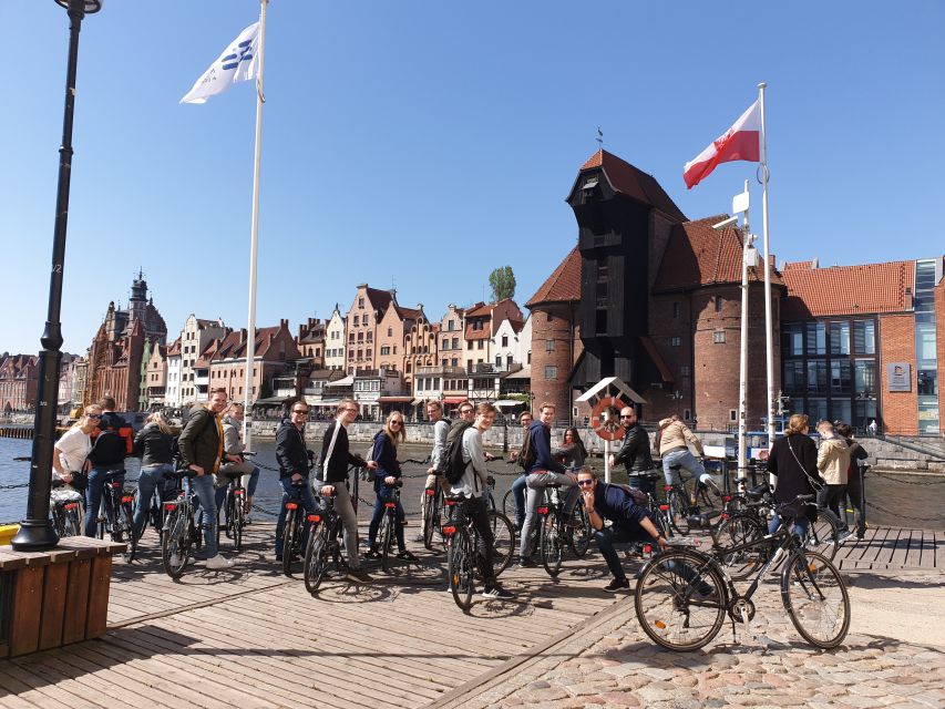 Gdańsk: Highlights Bike Tour - Przystań Cesarska and the shipyard story