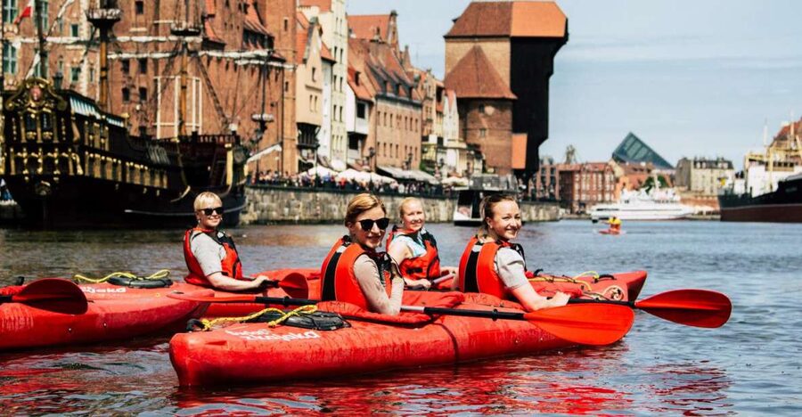 Gdańsk: Islands and Canals Private Kayak Tour - The practical feel of the paddle