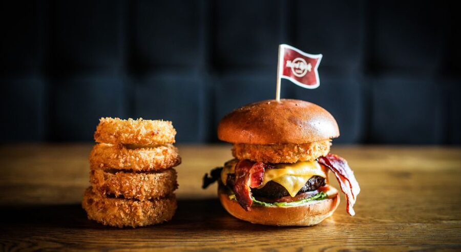 Gdansk: Legendary Burger and Zywiec Beer at Hard Rock Cafe - Key points at a glance