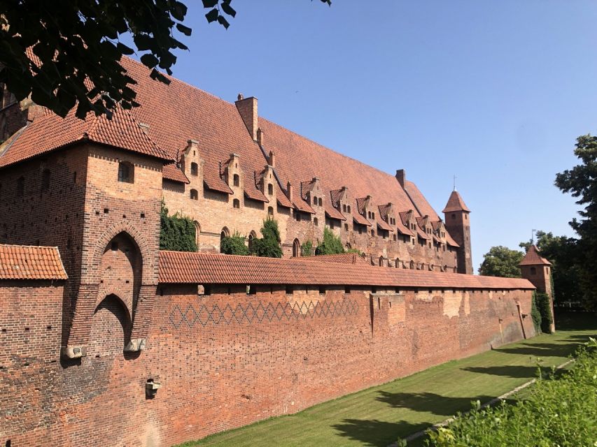 Gdansk: Malbork Castle & Westerplatte Tour with Local Lunch - Who should book this experience?