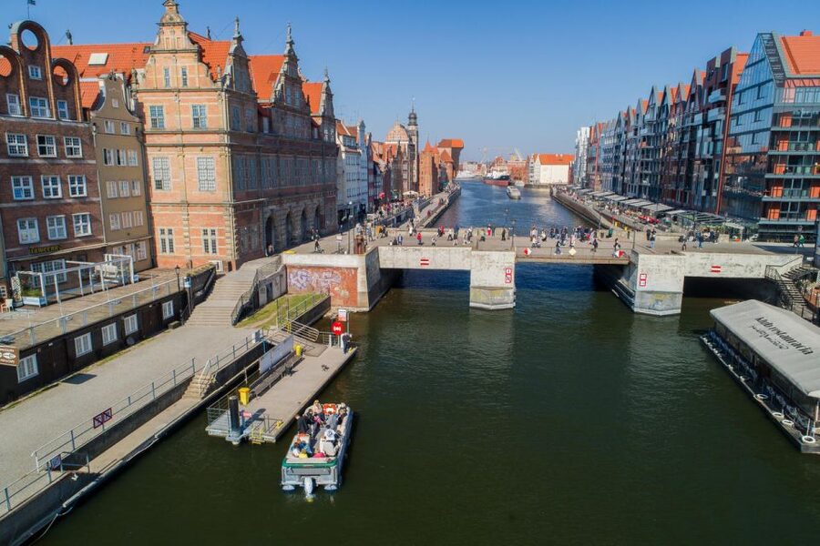 Gdańsk: Motlawa River Sightseeing Catamaran Cruise - The Green Gate and the medieval crane