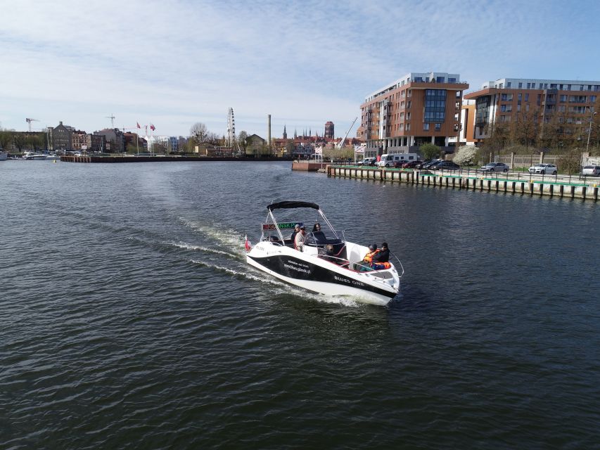 Gdańsk: Motlawa River Yacht Cruise - The shipyards and Gdańsk’s working identity