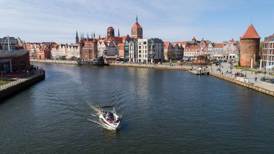 Gdańsk: Motlawa River Yacht Cruise - Starting at the Green Bridge