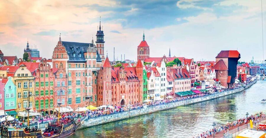 Gdansk Old Town 2-Hour Walking Tour - Meeting at the Upland Gate