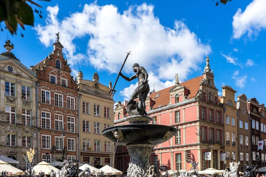 Gdańsk: Old Town Private Walking Tour with Legends and Facts - Green Gate and the Motława River