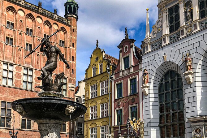 Gdansk Private Bike Tour - The Polish Post and the Human Cost of War