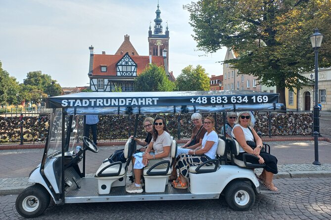 Gdansk: Private City Sightseeing Tour by Buggy/Cart LIVE GUIDED - Why a private buggy helps in central Gdansk
