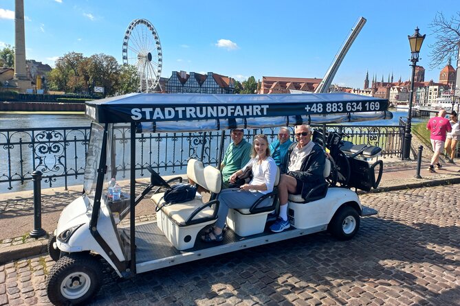 Gdansk: Private City Sightseeing Tour by Buggy/Cart LIVE GUIDED - From the Shakespeare Theatre to the Golden Gate