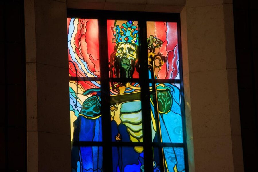 Ghosts & Crimes: Macabre Kraków Walking Tour in English - Ghosts, monsters, and the haunted palace