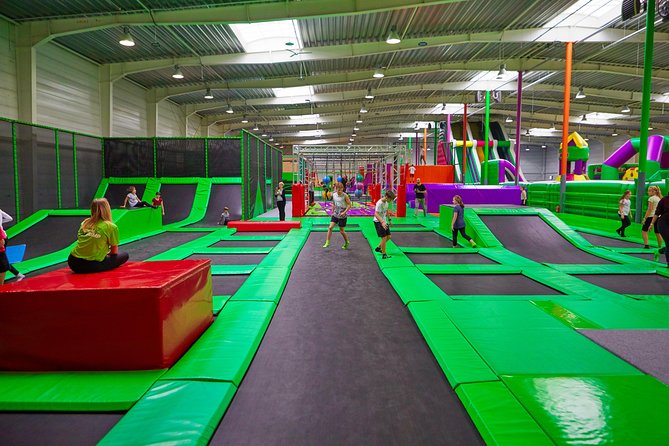 GOjump MEGAPARK Kraków-Sikorki - 1 hour Trampoline Park ticket - Fifteen attractions, one hour, and plenty of choice