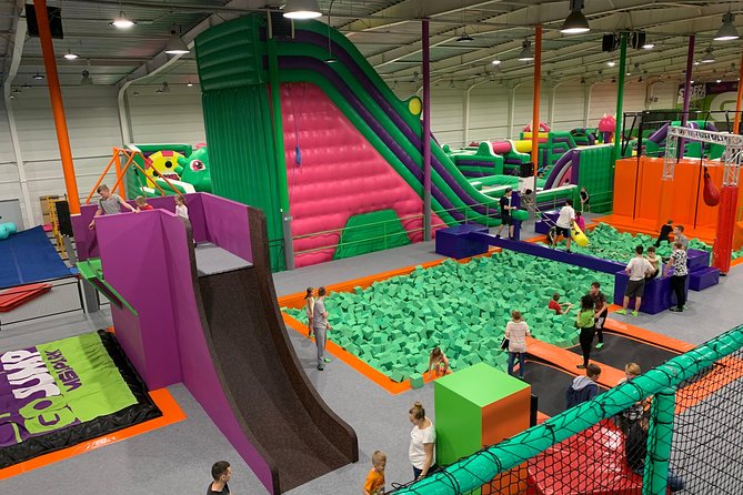 GOjump MEGAPARK Kraków-Sikorki - 1 hour Trampoline Park ticket - What parents should know about ages