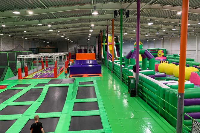 Great fun in GOjump MEGAPARK Kraków-Sikorki - 2 hours ticket - The inflatable hour: slides and a different kind of energy
