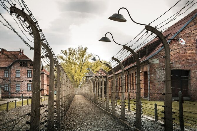 Guided Private Tour to Auschwitz Birkenau & Krakow from Wroclaw - The 5:30 am departure from Wrocław Główny
