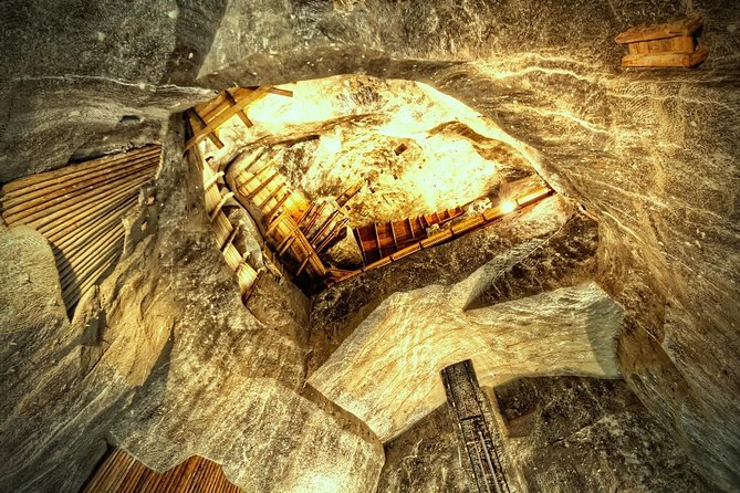 Guided Salt Mine Wieliczka tour from Krakow - What the guide adds to the two-hour visit