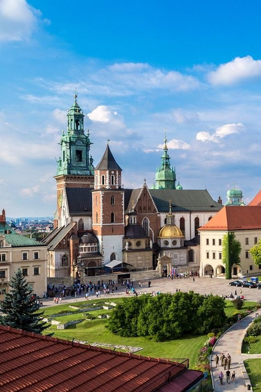 Guided Tour of the Wawel Castle & Cathedral in Cracow - Timing, meeting point, and group size