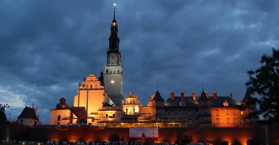 Half-Day Czestochowa Black Madonna Tour from Krakow - The ride from Krakow to Czestochowa