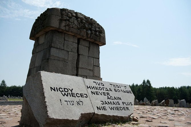Half Day Treblinka Death Camp Small Group Tour from Warsaw with Lunch - Which guide can you expect?