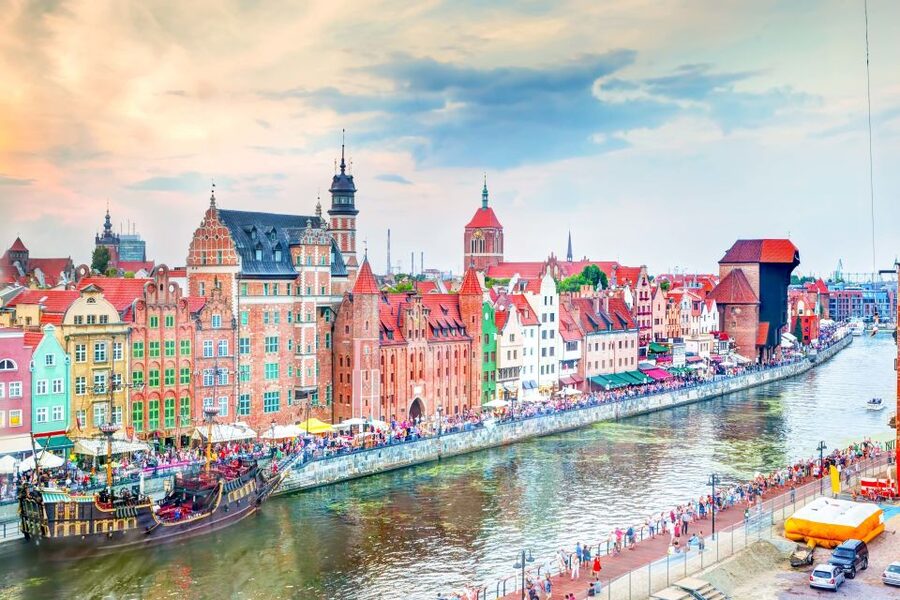 Highlights of Gdańsk, Gdynia and Sopot 1-day Private Tour - Gdańsk: brick churches, amber-colored streets and the Motława