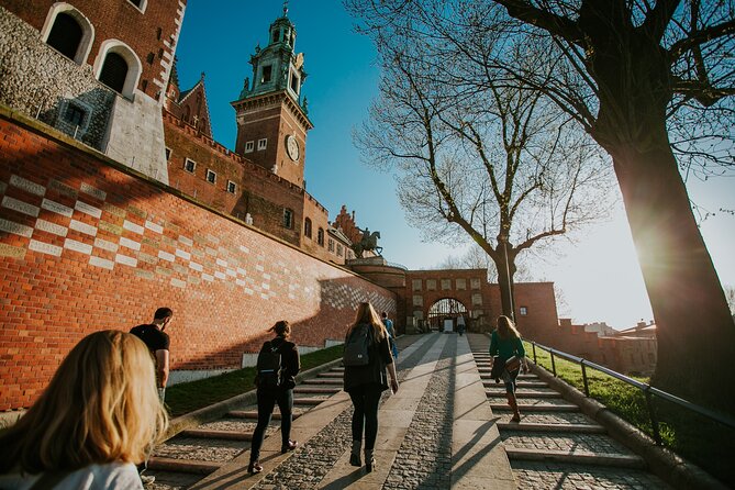 Historic Krakow : Old Town & Wawel Castle Walking tour - The value of a $3.62 walking tour