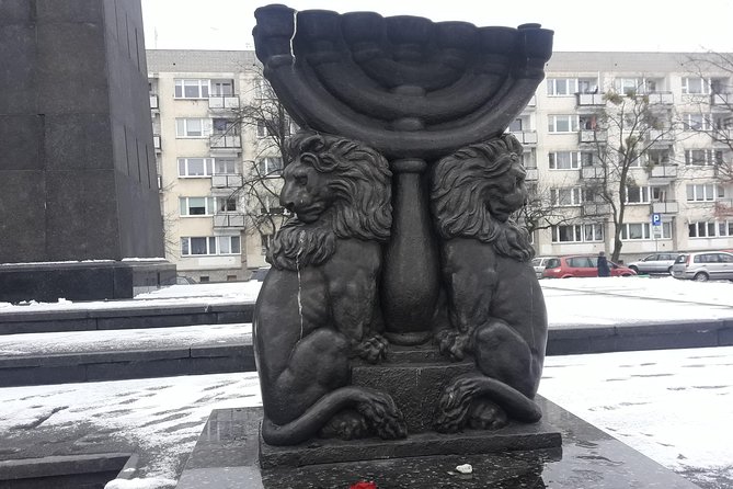 Jewish heritage in Warsaw - Jewish Historical Institute and the surviving ghetto archive