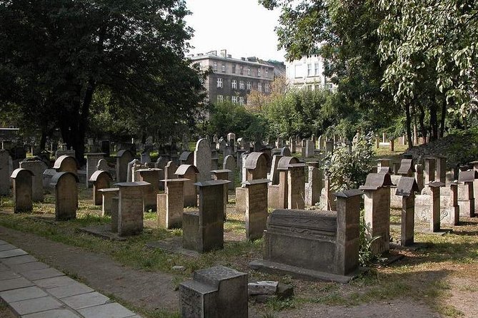 Jewish Quarter, Oskar Schindler's sites and Kraków under Nazi occupation - Szeroka Street and Kraków’s synagogue quarter