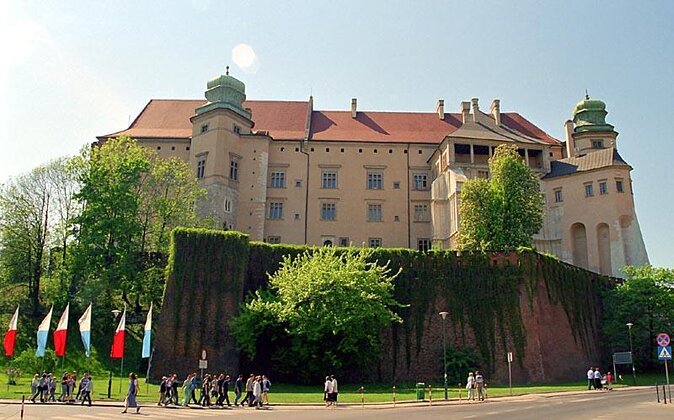 Kazimierz District, the Wawel Hill and Cracow Old Town - Kazimierz, Isaac’s Synagogue, and the Schindler’s List courtyard