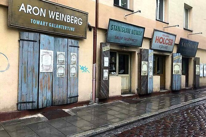 Kazimierz Jewish Quarter of Krakow with Schindler’s Movie Spots - Remuh Cemetery adds the most powerful historical stop