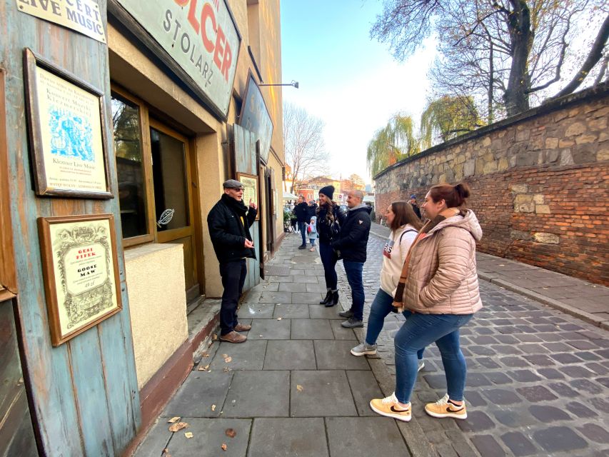 Krakow: 2h Kazimierz (Jewish Quarter) Walking Tour - Synagogues, streets, and the shape of the old quarter